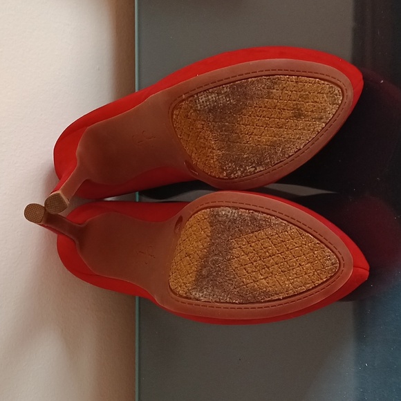 Red suede high heels - Picture 4 of 4